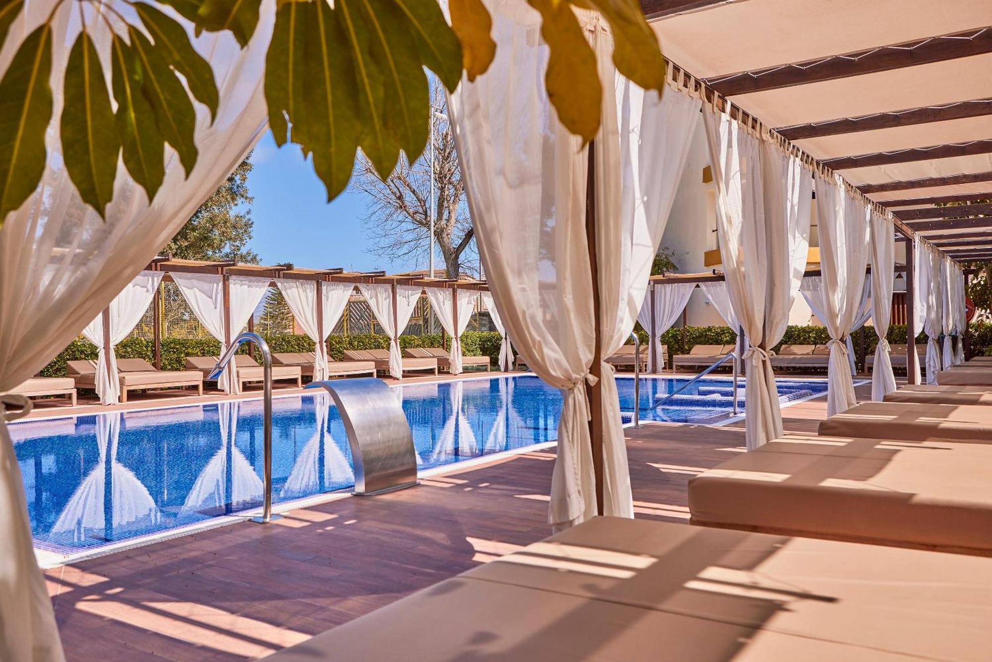 Aparthotel Zafiro Tropic Port d'Alcúdia Exteriér fotografie