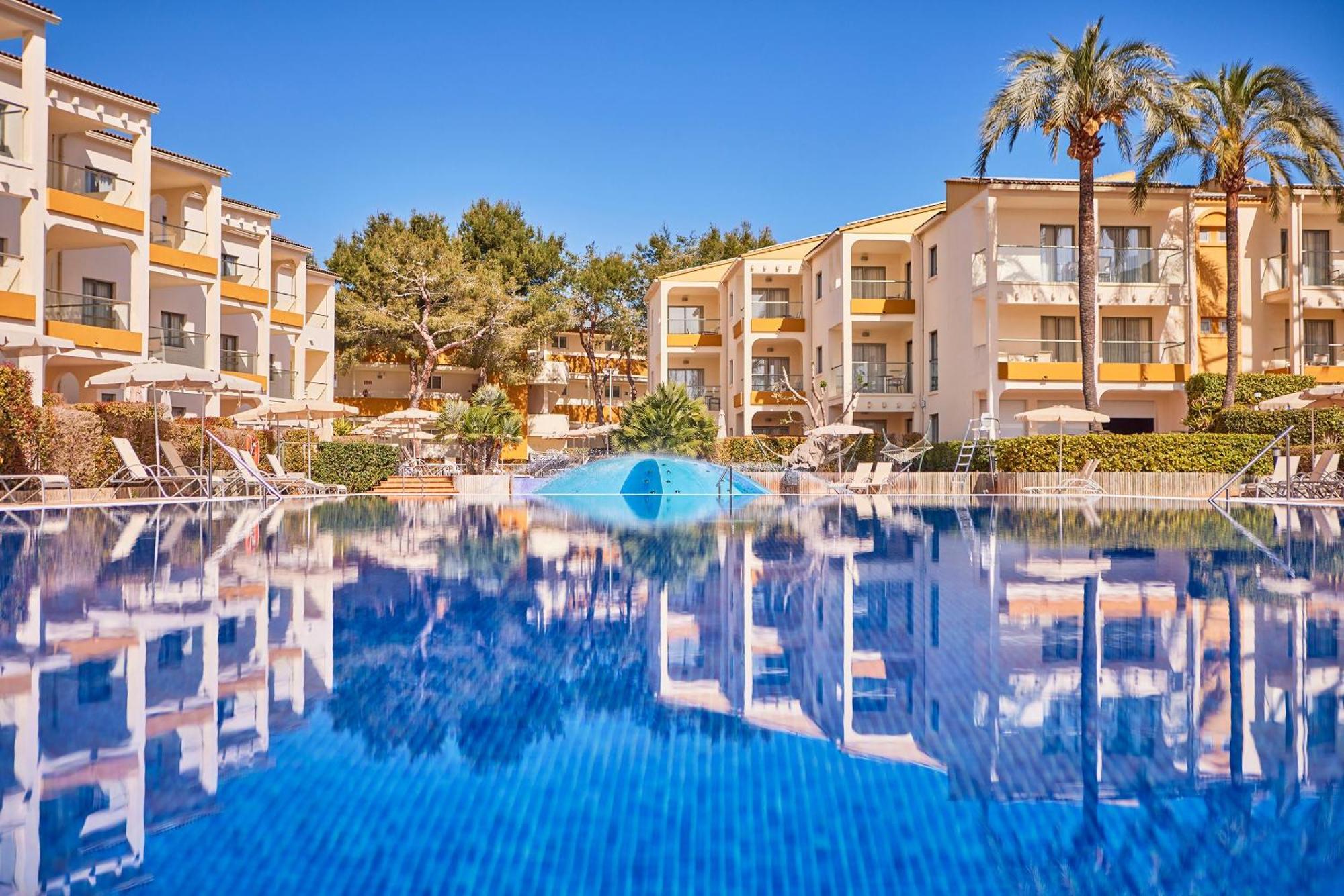Aparthotel Zafiro Tropic Port d'Alcúdia Exteriér fotografie