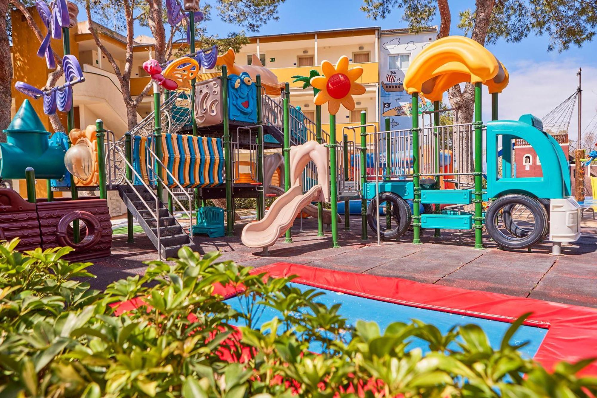 Aparthotel Zafiro Tropic Port d'Alcúdia Exteriér fotografie