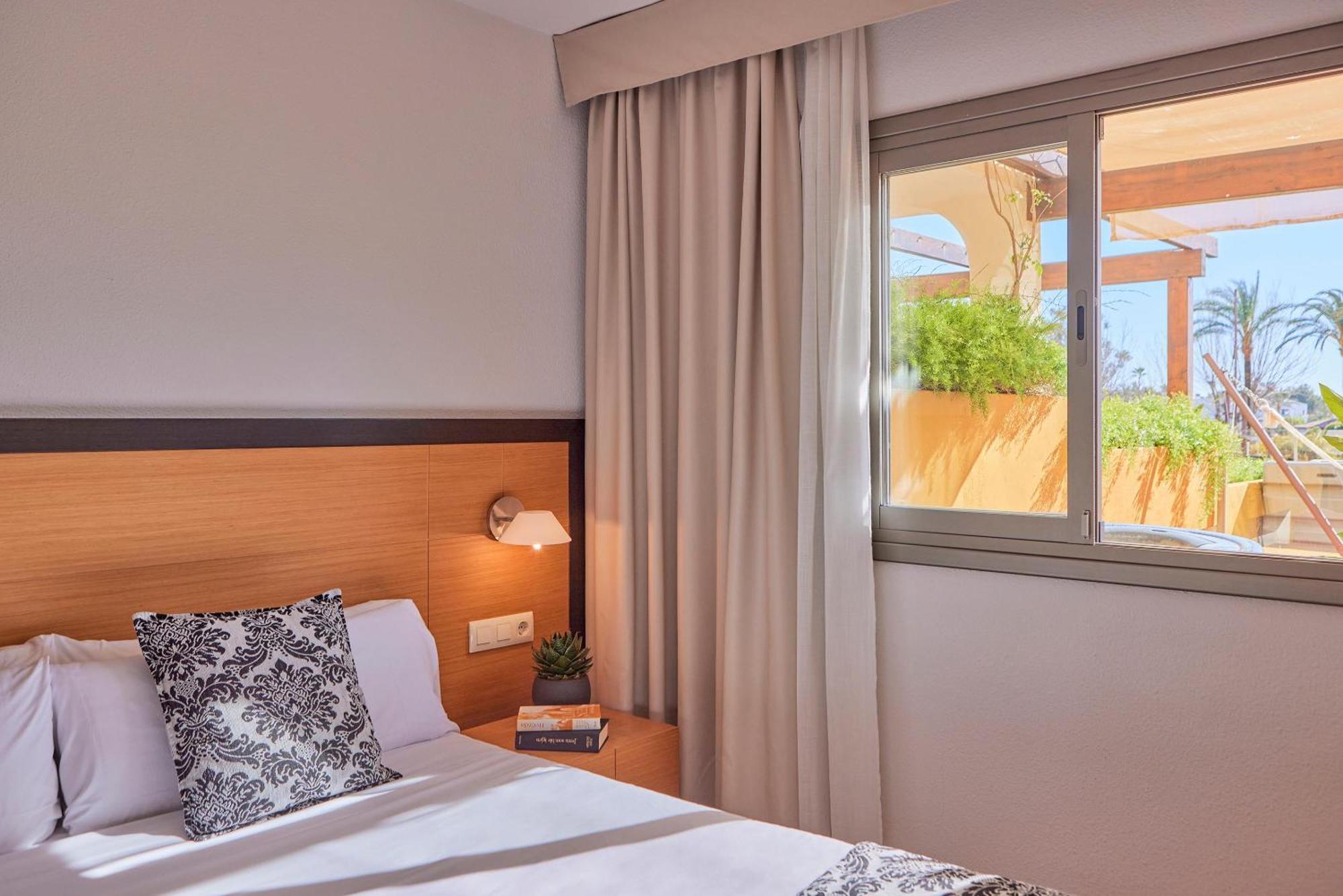 Aparthotel Zafiro Tropic Port d'Alcúdia Exteriér fotografie