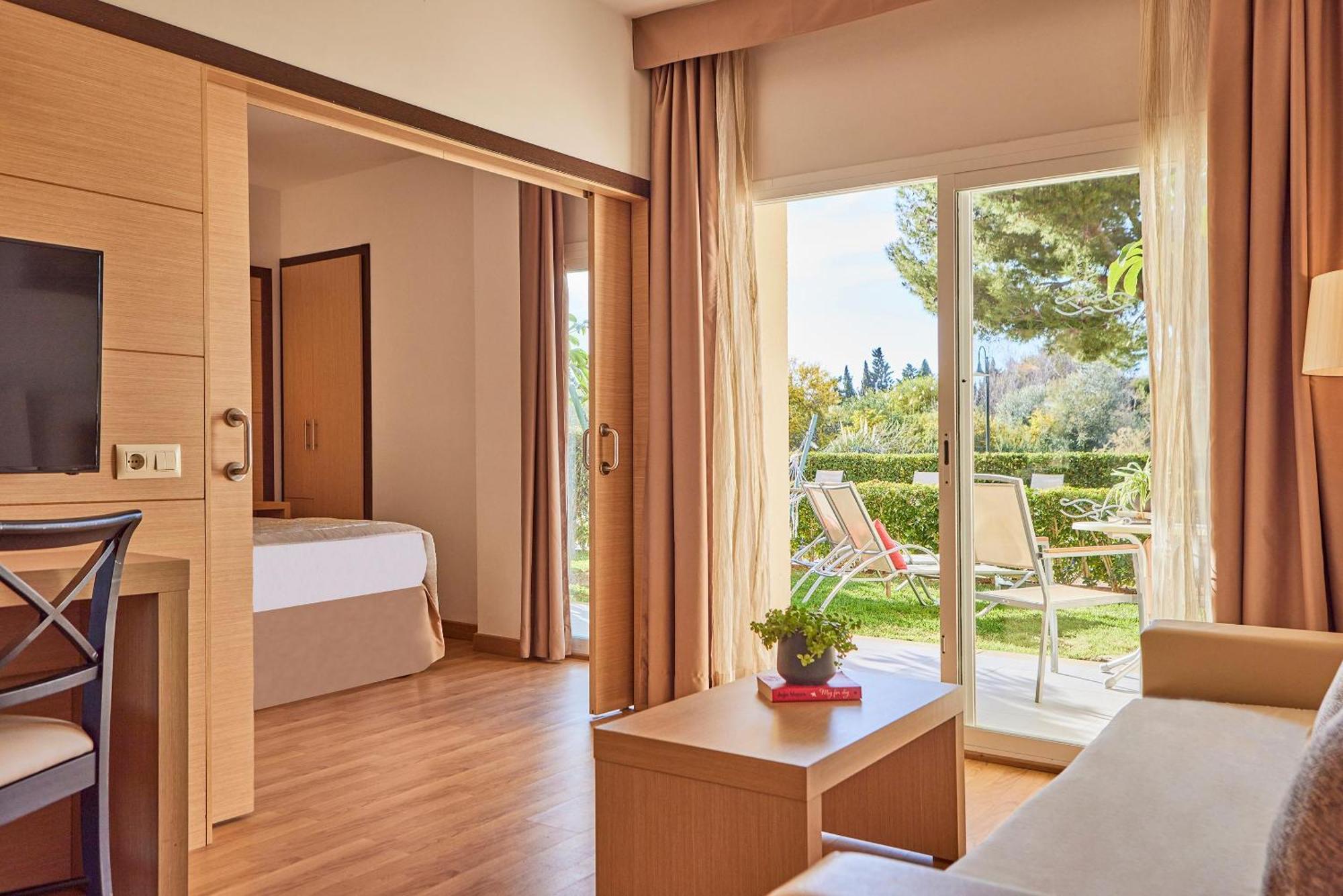 Aparthotel Zafiro Tropic Port d'Alcúdia Exteriér fotografie